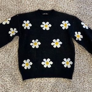 Daisy crew neck sweater